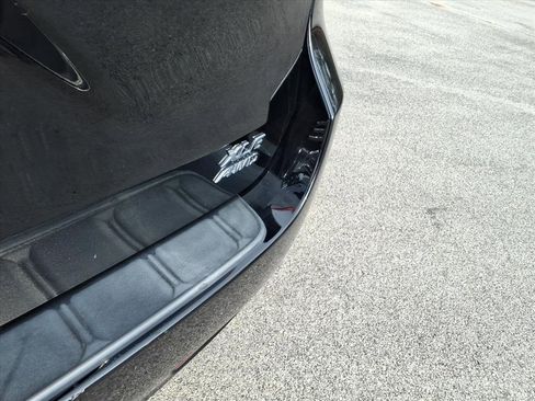 Used 2019 Toyota Sienna XLE image 5