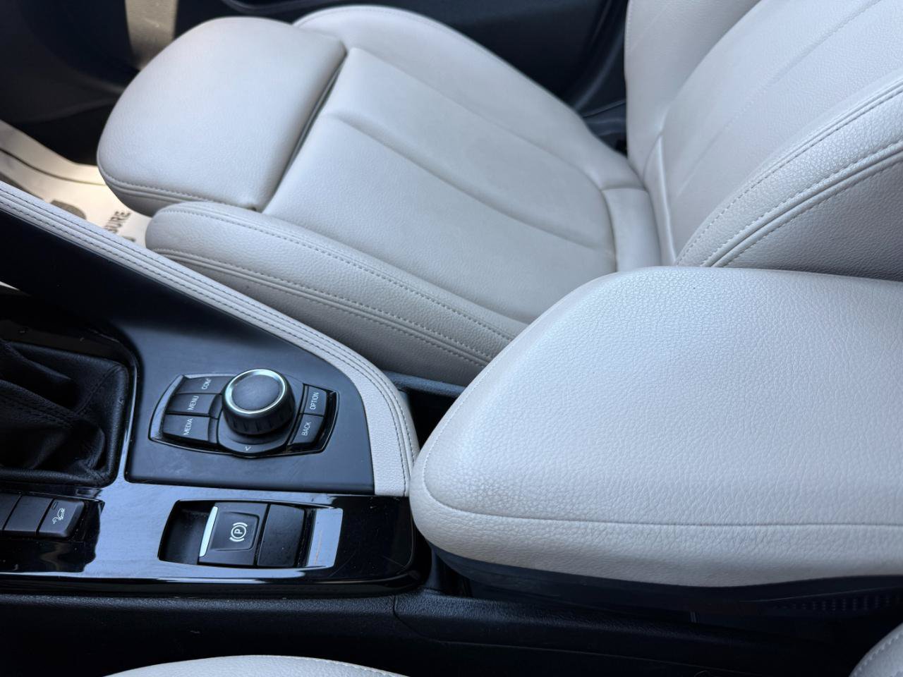 Used 2018 BMW X2 xDrive28i w/ Convenience Package AWD/4WD image 15