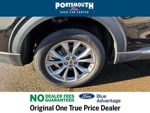 Certified 2022 Ford Explorer XLT w/ Equipment Group 202A image 31