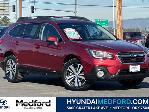 Used 2018 Subaru Outback 2.5i Limited image 1