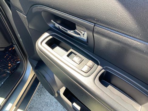 Used 2012 Jeep Liberty Sport AWD/4WD image 41