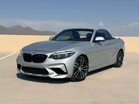 Used 2020 BMW 230i Convertible w/ Convenience Package RWD image 2