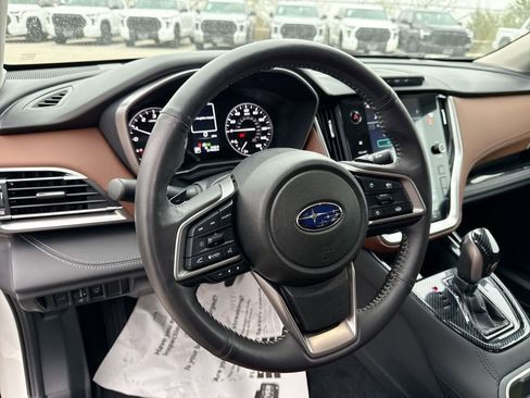 Used 2025 Subaru Outback Touring XT image 11
