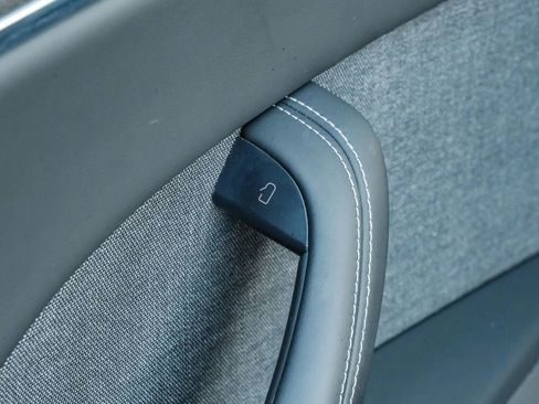 Used 2023 Tesla Model X Plaid image 72