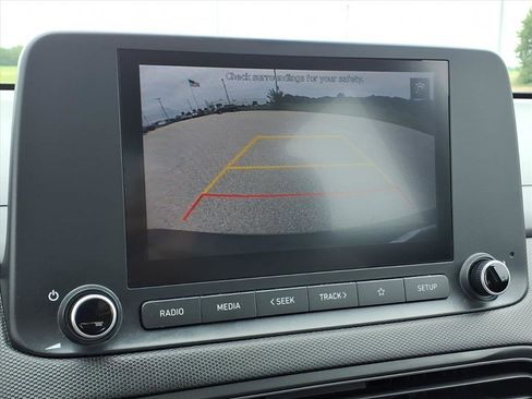 Used 2022 Hyundai Kona SE FWD image 6