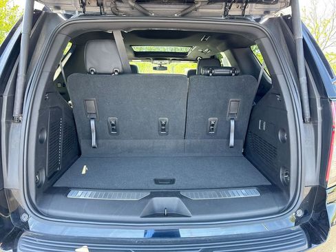 Used 2021 Chevrolet Tahoe Z71 AWD/4WD image 25