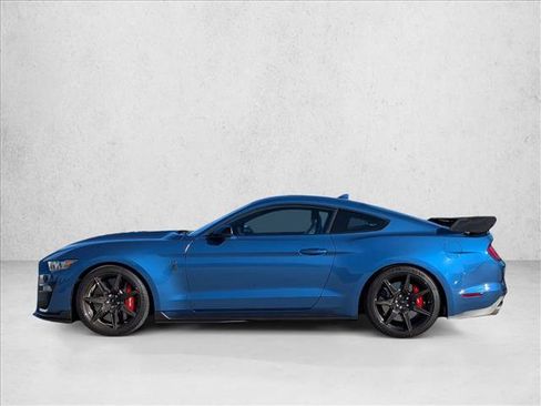 Used 2021 Ford Mustang Shelby GT500 w/ Carbon Fiber Track Pack image 9