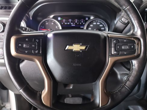 Used 2022 Chevrolet Silverado 2500 High Country w/ Safety Package II AWD/4WD image 3