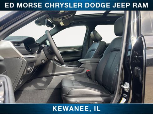 New 2026 Jeep Grand Cherokee L Limited AWD/4WD image 9