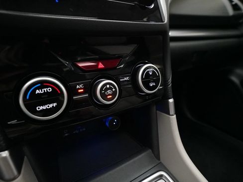 Used 2020 Subaru Forester Premium AWD/4WD image 21
