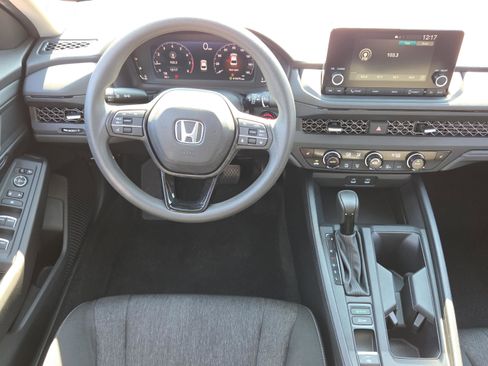 Used 2023 Honda Accord EX image 16