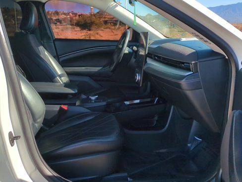 Used 2023 Ford Mustang Mach-E Select image 31