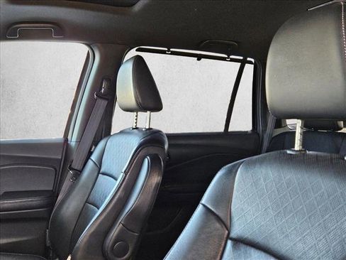 Used 2020 Honda Passport EX-L image 17