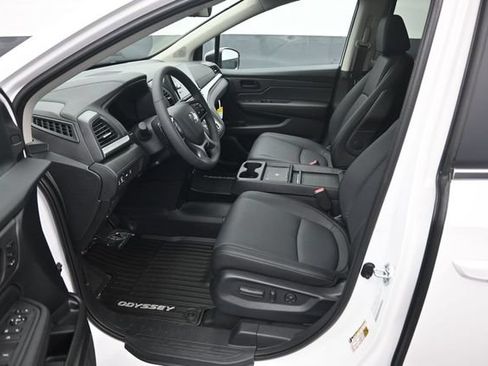 New 2026 Honda Odyssey EX-L image 9