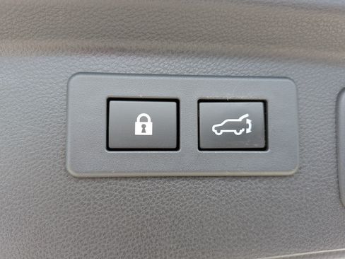 Used 2019 Subaru Forester Limited AWD/4WD image 14