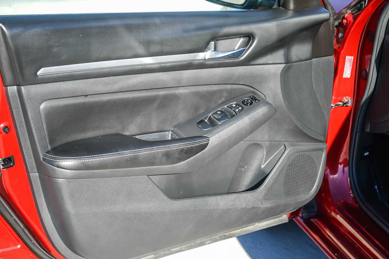 Used 2022 Nissan Altima 2.5 SV FWD image 21