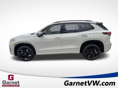 New 2026 Volkswagen Tiguan SE R-Line