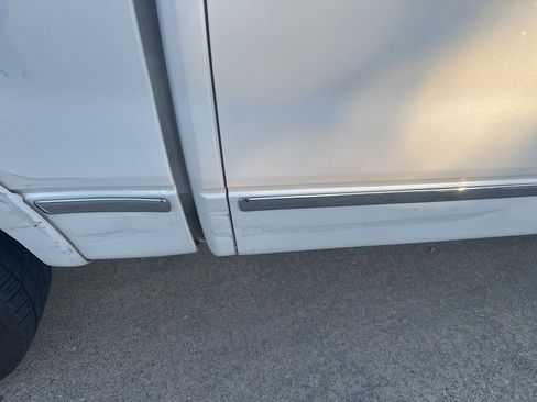 Used 2013 Ford F150 Platinum image 35