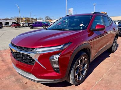 Used 2024 Chevrolet Trax LT w/ Driver Confidence Package