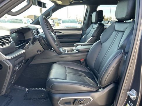 New 2026 Jeep Grand Wagoneer Limited AWD/4WD image 22