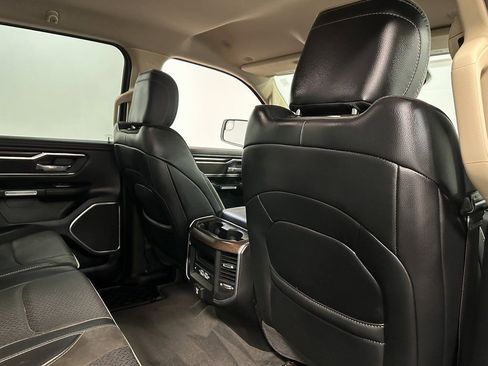 Used 2021 RAM 1500 Laramie image 90