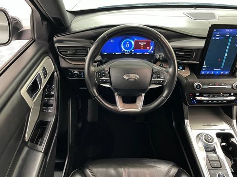 Used 2020 Ford Explorer Platinum w/ Premium Technology Package AWD/4WD image 27