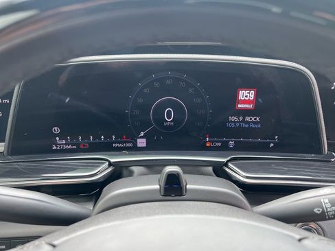 Used 2024 Cadillac Escalade ESV Sport w/ LPO, ONYX Package AWD/4WD image 16