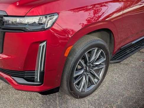 Used 2023 Cadillac Escalade Sport image 11