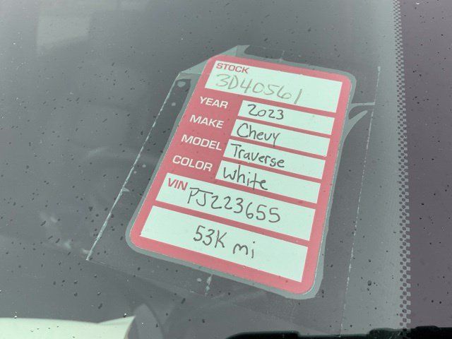 Used 2023 Chevrolet Traverse LT w/ LT Premium Package FWD image 37
