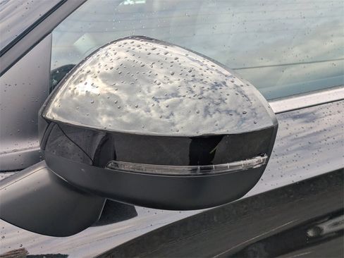 New 2026 Mitsubishi Outlander ES image 10