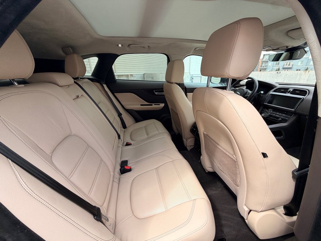 Used 2019 Jaguar F-PACE Prestige AWD/4WD image 20