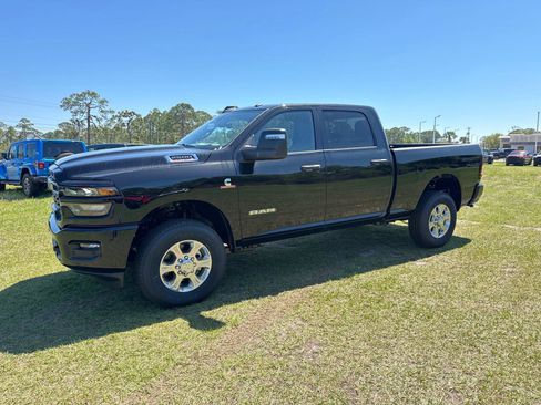 New 2026 RAM 2500 Big Horn AWD/4WD image 7