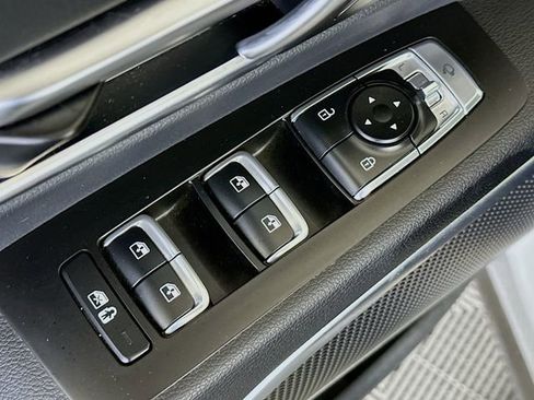 Used 2023 Kia Telluride SX X-Line image 21