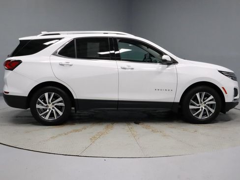 Used 2022 Chevrolet Equinox Premier AWD/4WD image 13
