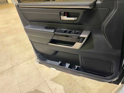 Used 2023 Toyota Tundra Limited image 17