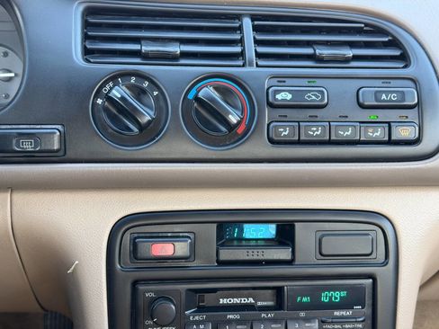 Used 1997 Honda Accord VP image 37