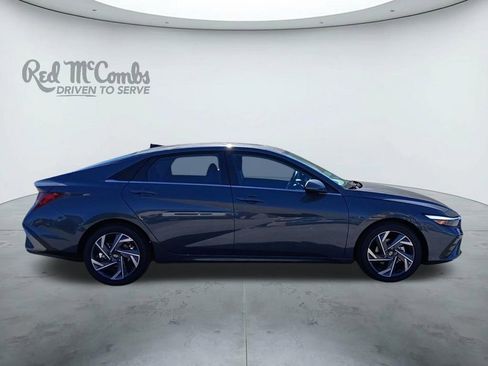 New 2026 Hyundai Elantra Limited FWD image 6