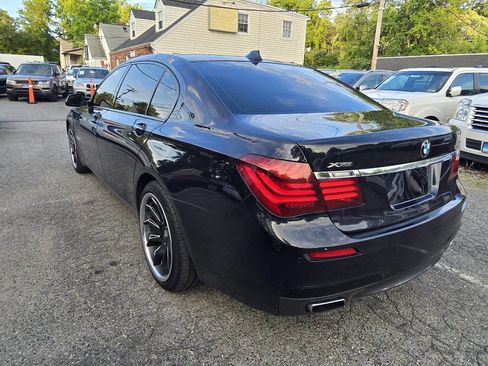Used 2014 BMW 750Li xDrive w/ Executive Package image 5