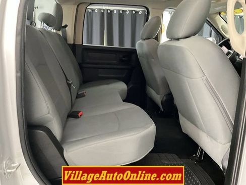 Used 2016 RAM 1500 Express AWD/4WD image 30