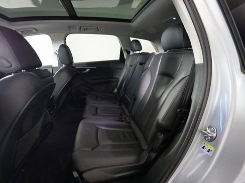 Used 2024 Audi Q7 2.0T Premium Plus image 16