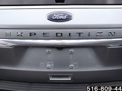 Used 2024 Ford Expedition Platinum AWD/4WD image 29