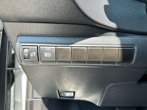 Used 2024 Toyota Corolla LE FWD image 19