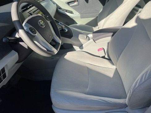 Used 2010 Toyota Prius Two image 10