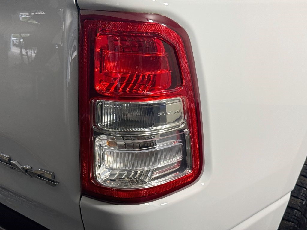Used 2023 RAM 1500 Lone Star AWD/4WD image 33