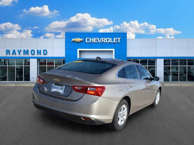 Used 2025 Chevrolet Malibu LS FWD image 3