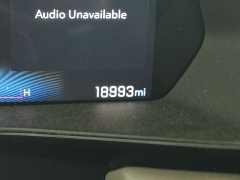 Used 2025 Chevrolet Colorado ZR2 w/ Technology Package image 13