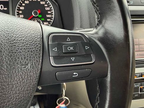 Used 2010 Volkswagen Eos Lux image 19