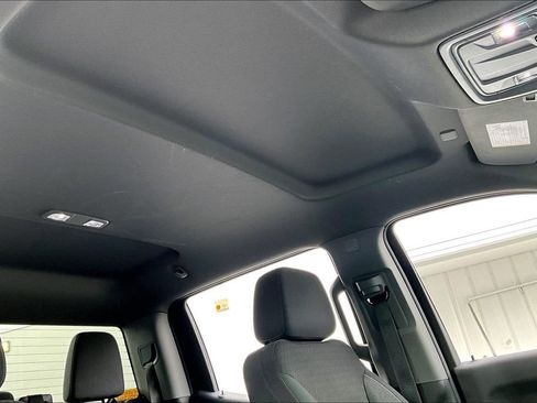Used 2025 Chevrolet Silverado 1500 Custom AWD/4WD image 26