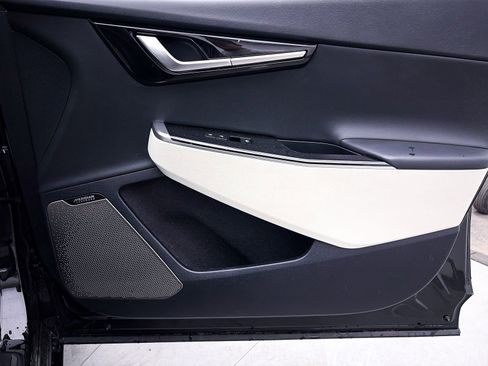 Used 2023 Kia EV6 GT-Line w/ GT-Line White Seat Package image 38