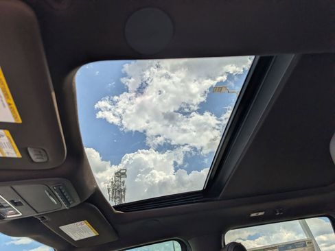 New 2026 Ford F250 4x4 Crew Cab Super Duty image 16